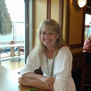 Meet your Posher, Shelly